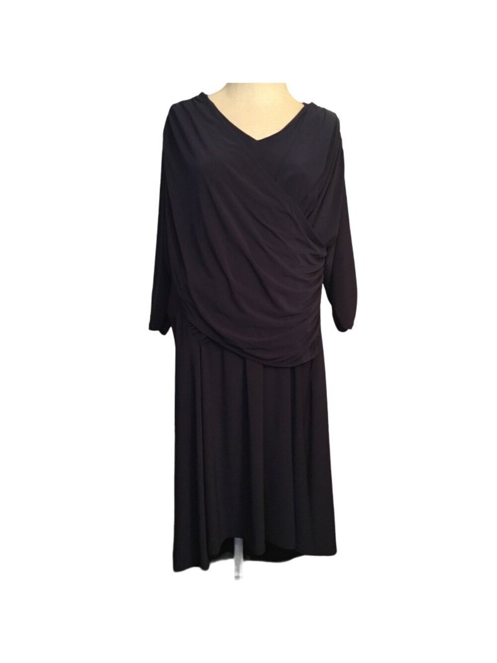 Elegant Navy Blue Surplice V-Neck Dress with Ruched Waist & 3/4 Sleeves